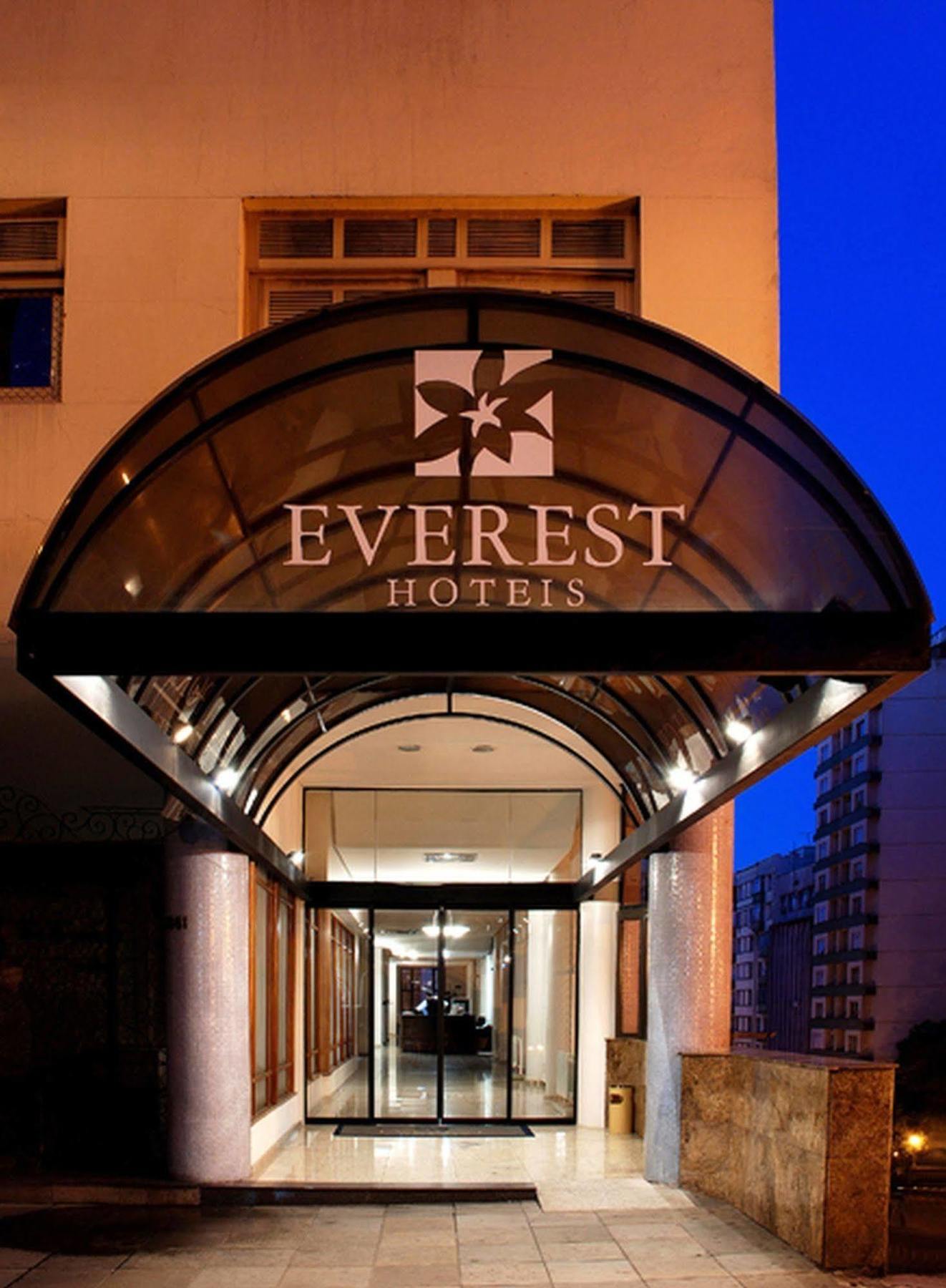 Everest Porto Alegre Hotel Buitenkant foto